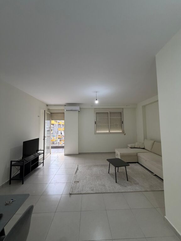 Jepet me qera apartament 1+1 – Totalisht i mobiluar