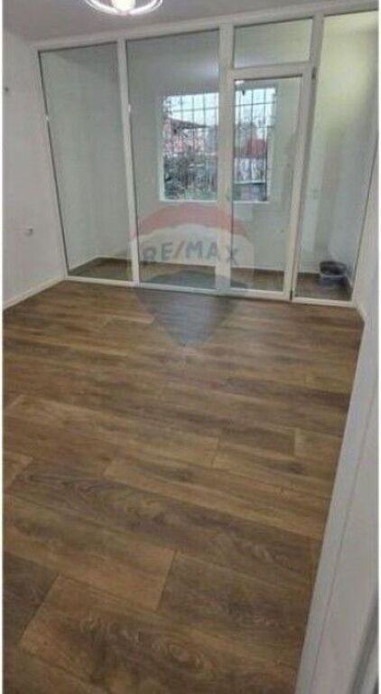 Apartament - Për Shitje - Rruga Ali Demi, Tiranë(ID: 530261046-476)