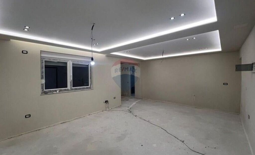 Apartament - Për Shitje - Ambasada Amerikane, Tiranë(ID: 530221059-455)