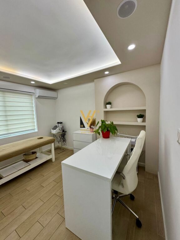 JEPET ZYRE 68 M2 ME QIRA NE VASIL SHANTO 750 EURO