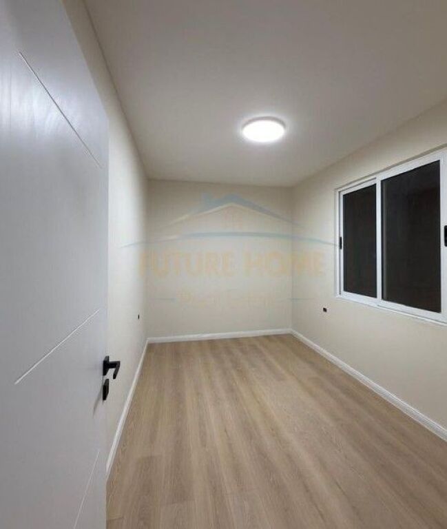 Shitet, Apartament 3+1, Kodra e Diellit,Tirana