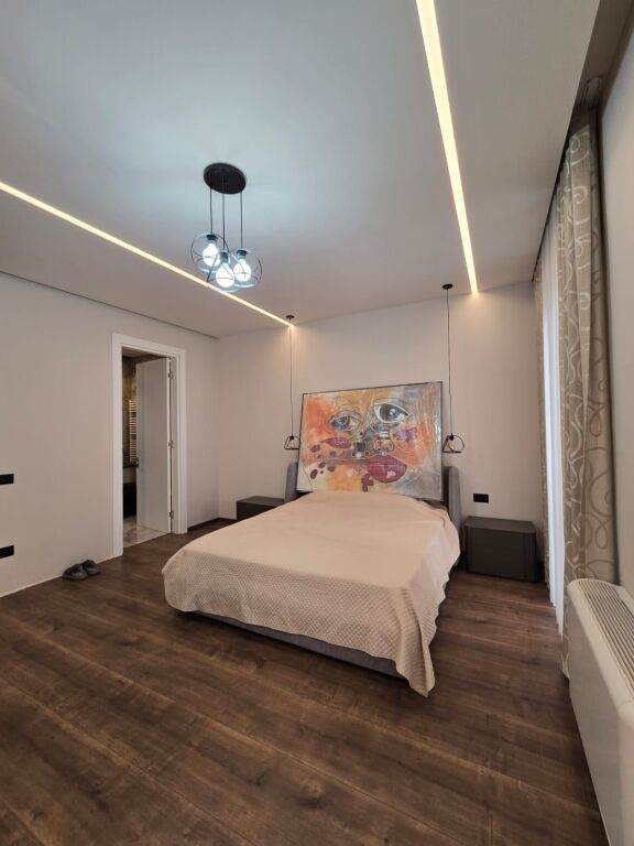 Apartament luksos 2+1+2 +depo +post parkimi