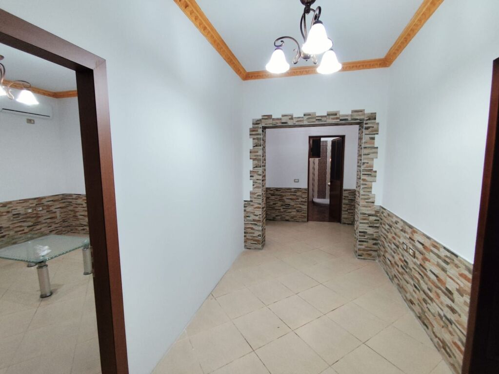 piano villa in affitto, Yzberisht