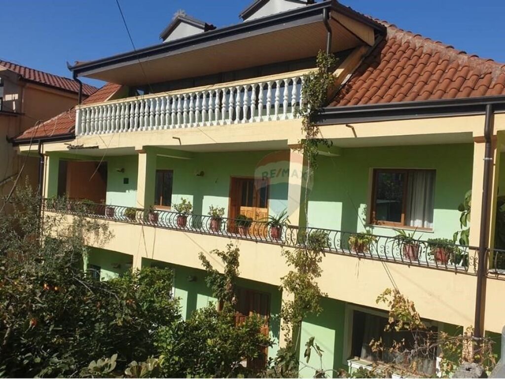 Villa - In Vendita - Kodra e Priftit, Tirana(ID: 530571009-21)