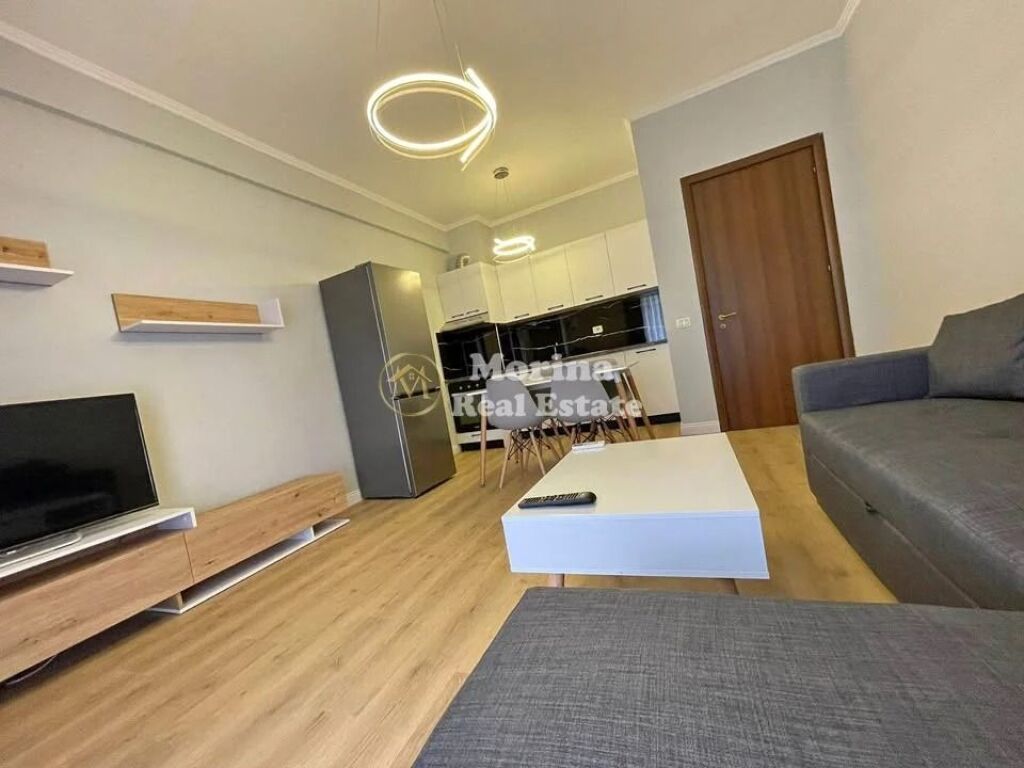 Affitto | Appartamento 1 + 1 | Via Kastriotët, Incrocio di Kamza | 400 €/mese