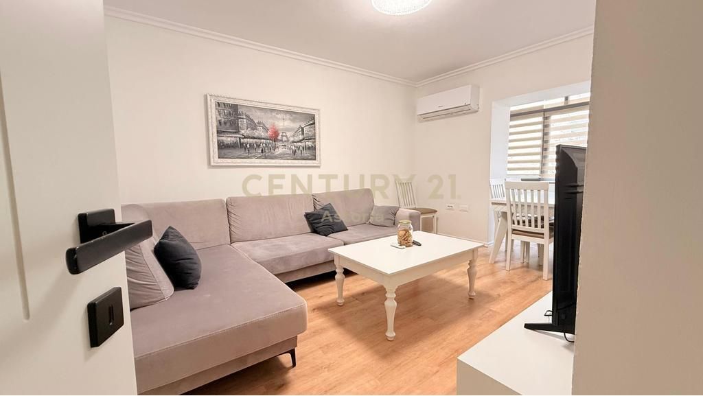 FOR RENT 2+1 APARTMENT NEAR DINAMO STADIUM