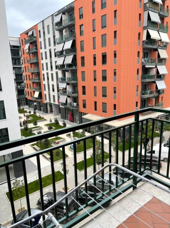 APARTAMENT ME QERA 1+1 + parkim Green City ,Astir