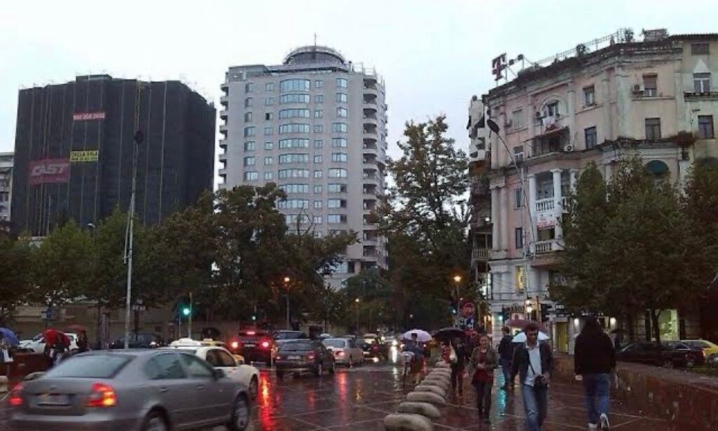 Locale commerciale in affitto a Bllok