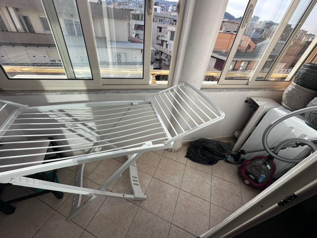 Shitet Apartament 1+1 / Kopeshti Zologjik / Pavaroti