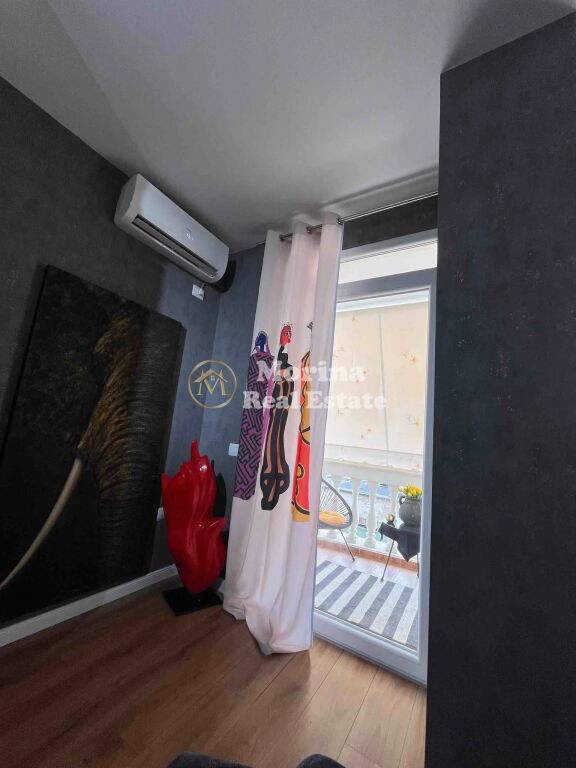 Qera | Apartament 1 + 1 | Mozaiku, Qender | 850 €/muaj