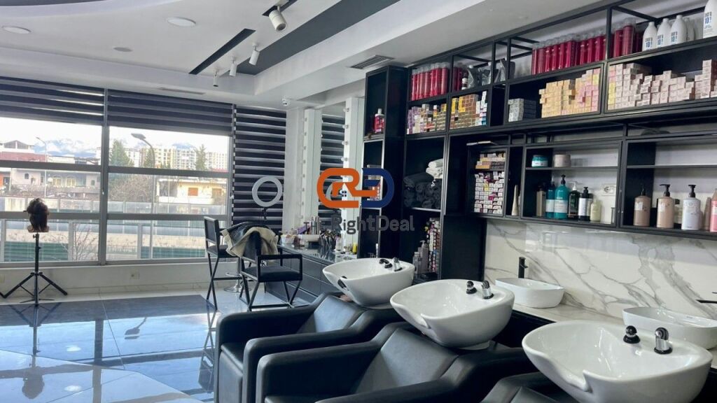 In Astir Beside the Main Road, Business Unit for Sale, Ideal for Investment!!