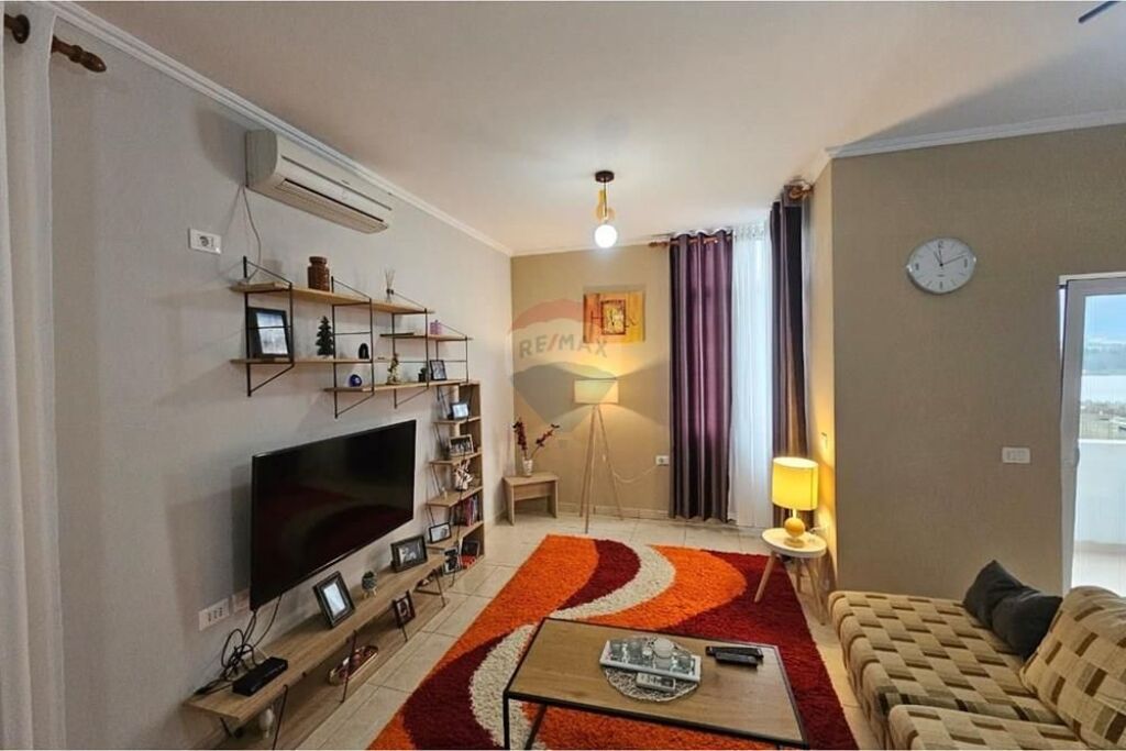 Jepet me qira Apartmanet 2+1 ne Selite !