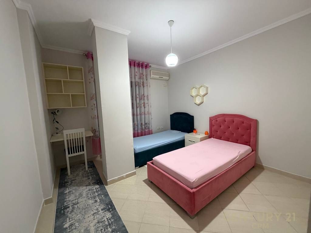 APARTAMENT ME QIRA TEK KODRA E DIELLIT
