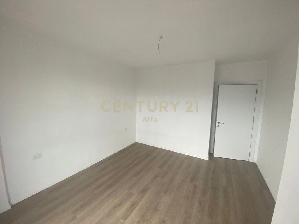 Apartament 1+1 me qira , Akses Tirana .