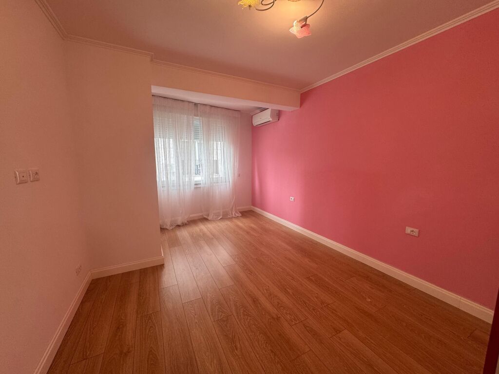 Apartament 2+1 per shitje Golem