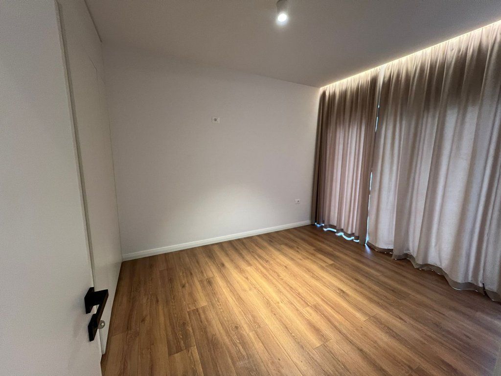 Qera, Apartament 2+1+Post Parkimi, O2 Residence, Tiranë.