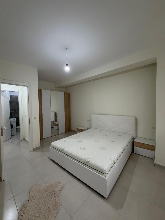 Jepet me qera apartament 1+1 – Totalisht i mobiluar