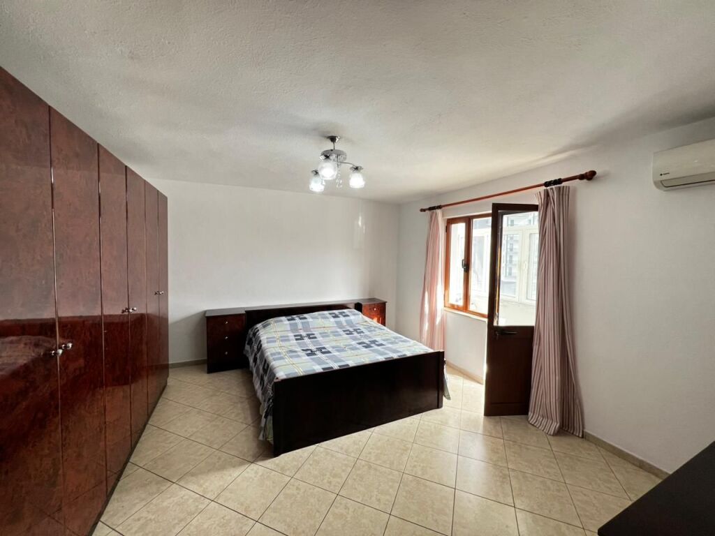 Qera Okazion, Apartament 2+1 i mobiluar ne Laprake, Tirane