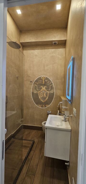 HOTEL FOR RENT INVESTMENT OPPORTUNITY READY TO START SPRING DURRES