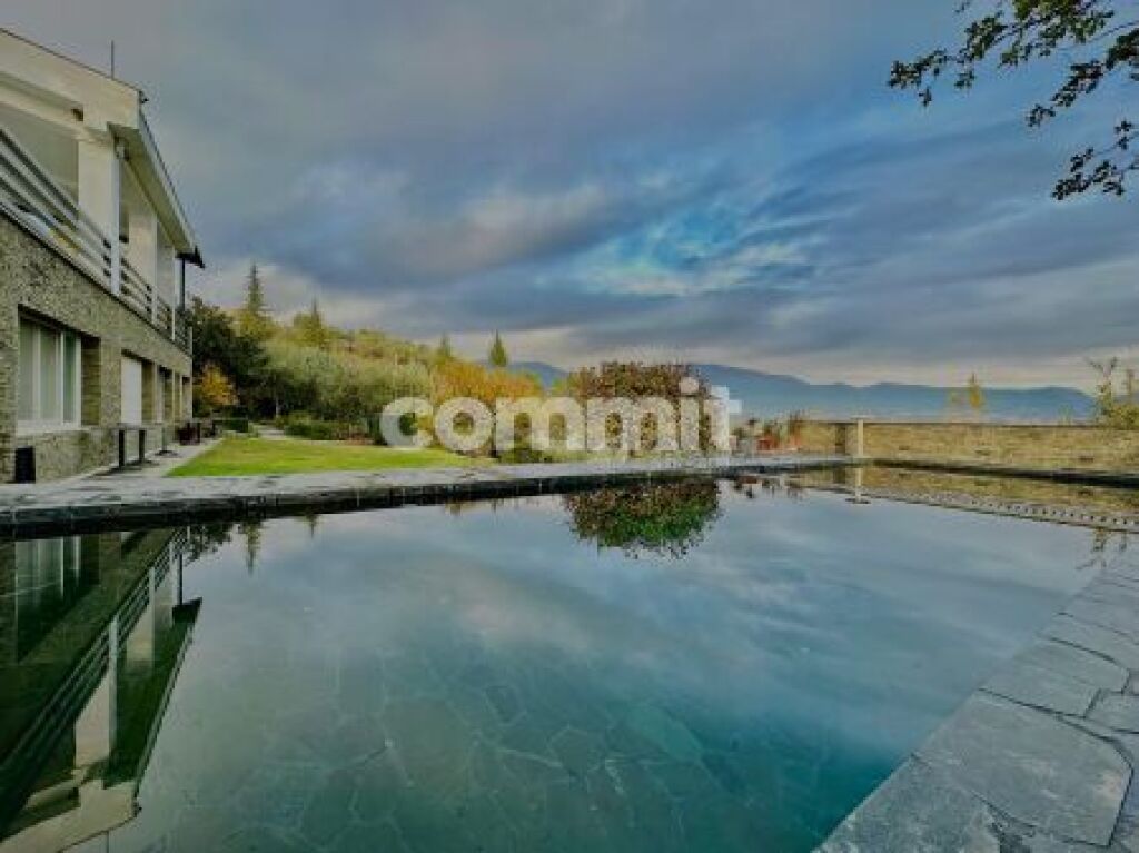 Exclusive Villa for Rent Opposite the TEG Shopping Center.