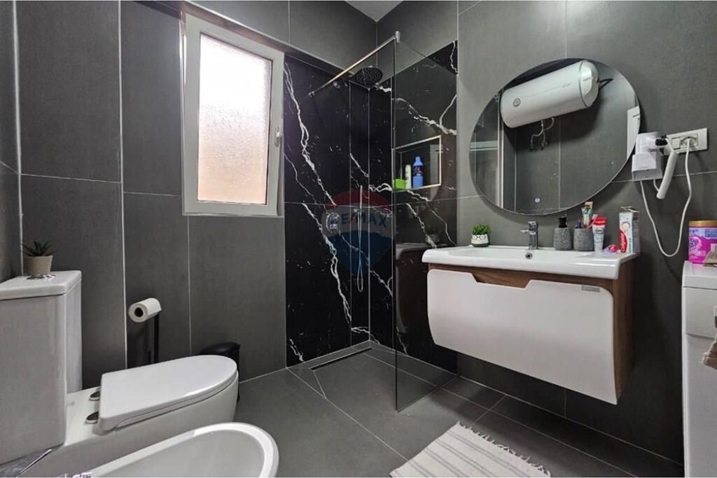 Jepet me qira Apartmanet 2+1 te Kopshti Zologjik