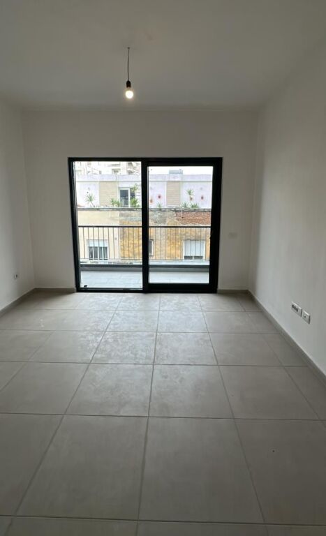 Ufficio 2+1+2 in Affitto