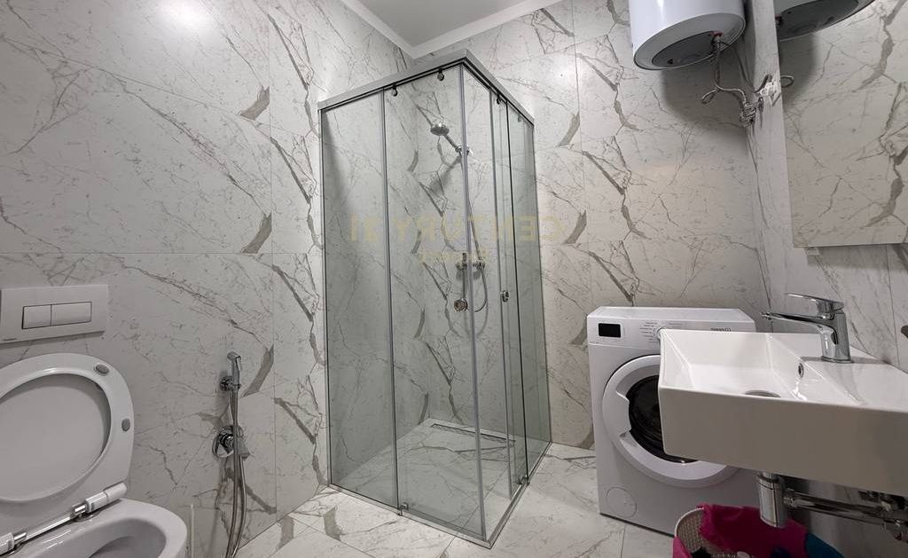 APARTAMENT 1+1 + PARKING tek 21 DHJETORI