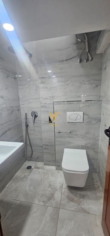 SHITET DUBLEX +VERANDE NE GOLEM 40.000 EURO