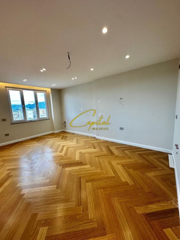 UFFICIO IN AFFITTO 145 M2 EX ESPOSIZIONE 1.500 EURO