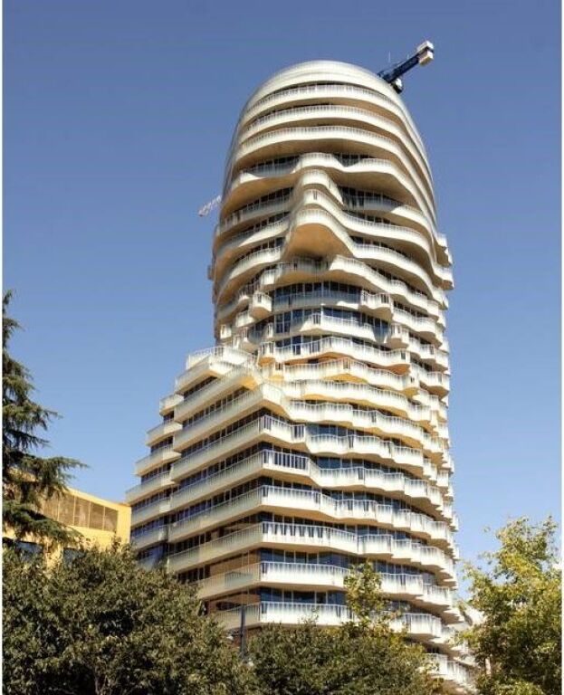 Ekskluzive! Apartament 1+1 në shitje,tek Tirana’s Rock në Sheshin Skënderbej!