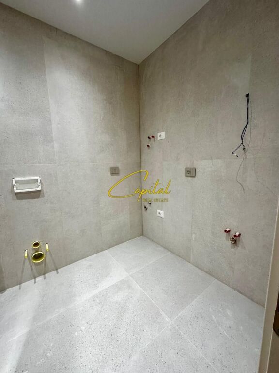 UFFICIO IN AFFITTO 145 M2 EX ESPOSIZIONE 1.500 EURO