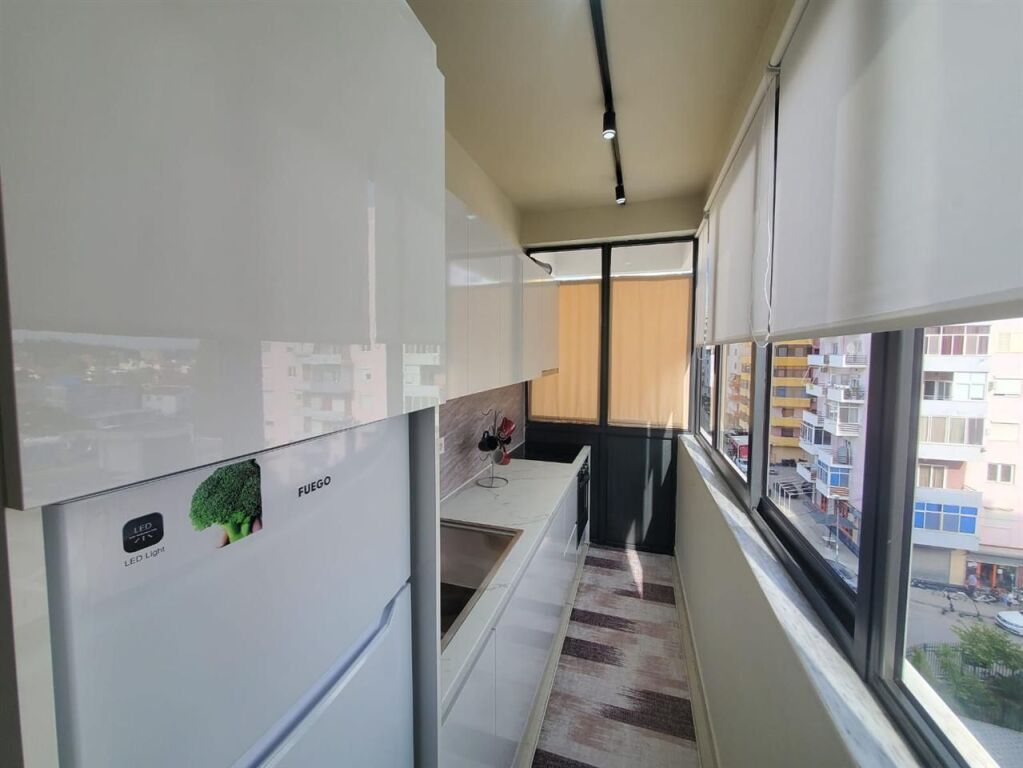 SHITET APARTAMENT 1+1 FLORIDA PLAZH DURRES