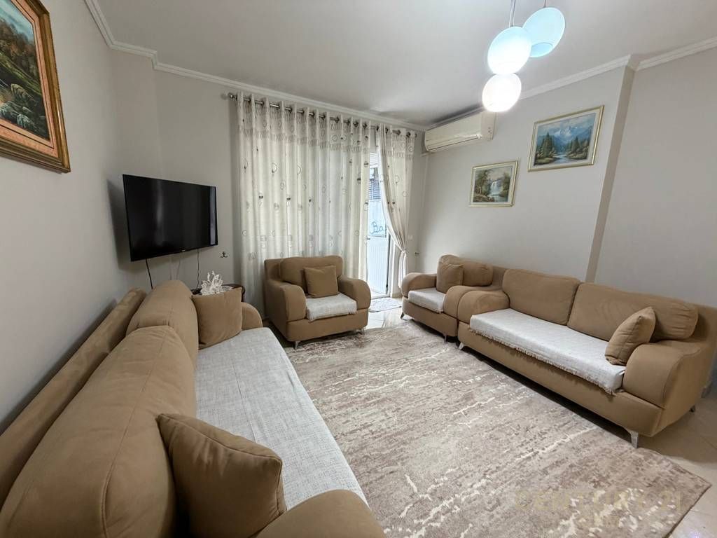 APARTAMENT ME QIRA TEK KODRA E DIELLIT
