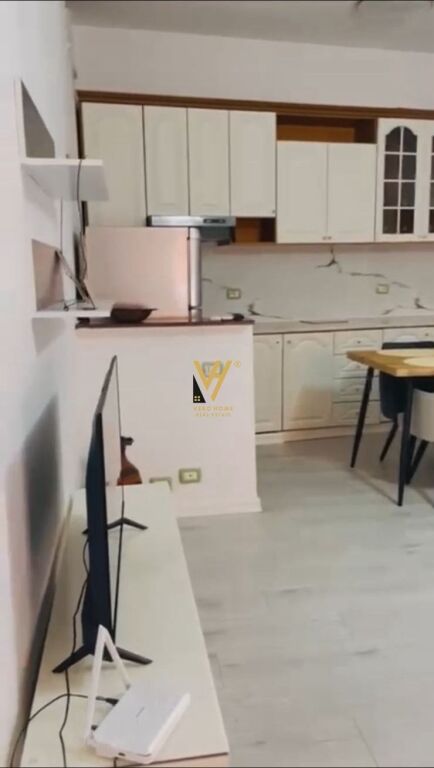 JEPET APARTAMENT 1+1+BLK ME QIRA TE BLV. ZOGU 1 60.000 LEKE