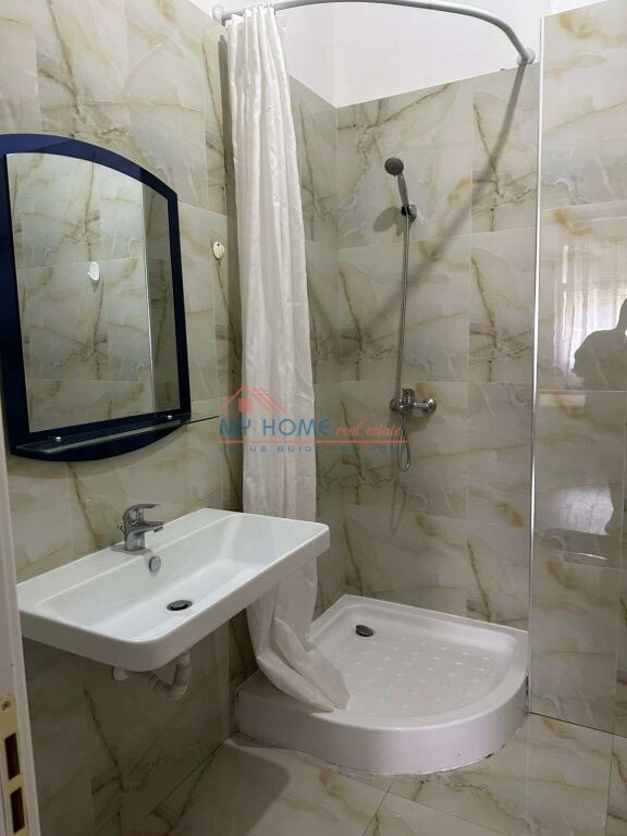 Apartament 2+1 me Qira te Zogu i Zi Tirane