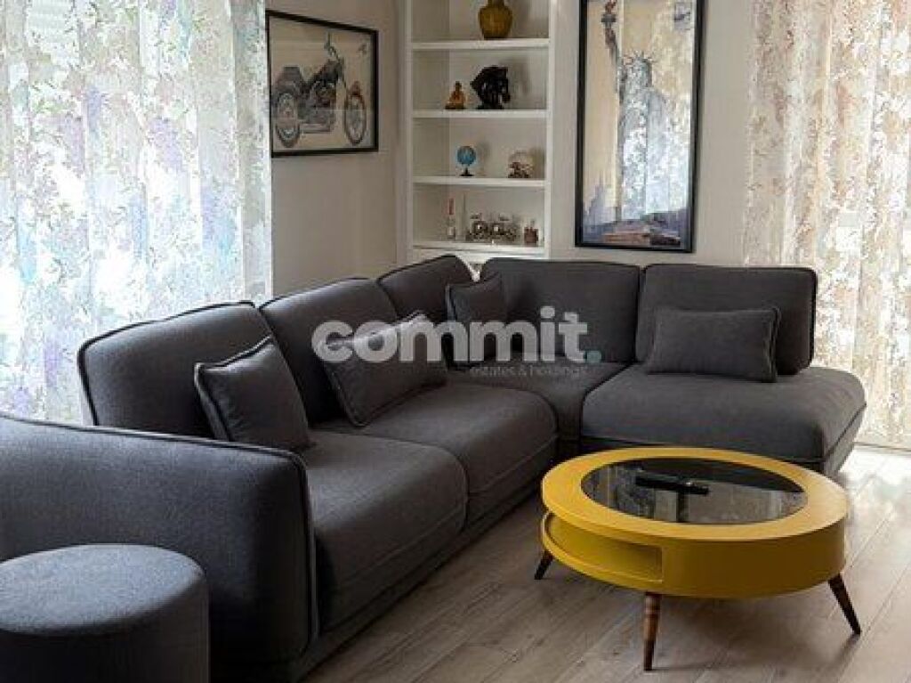 Apartament 2+1 me Qira, Komuna e Parisit