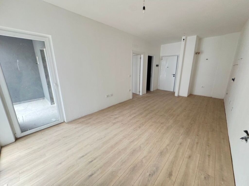 APARTMENT 1+1+PARKING SPACE "TIRANA ENTRY 2"