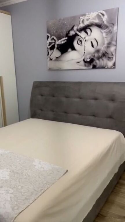 Jepet me Qira Apartament 1+1 i mobiluar tek Kompleksi Kontakt, 21 Dhjetori, Ish-Parku