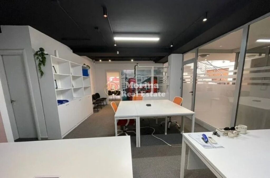 Qera | Ambjent Biznesi | Pazari i Ri | 1100 €/muaj