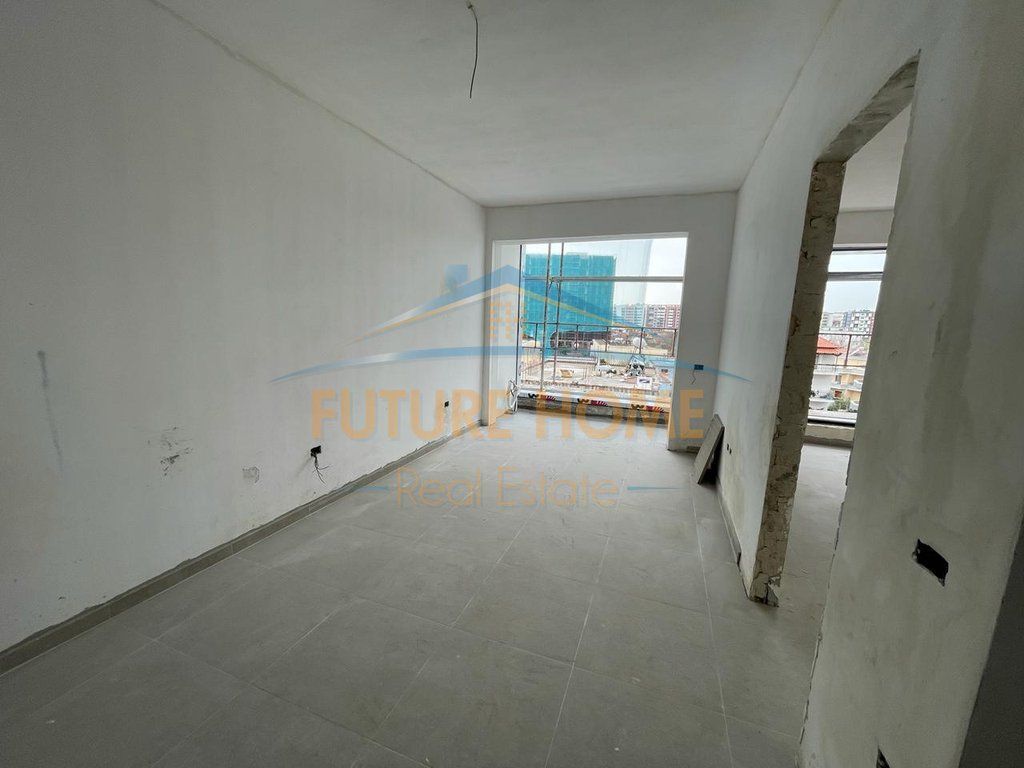 For sale, Apartment 1+1, Babë Rexha Street, Tirana.