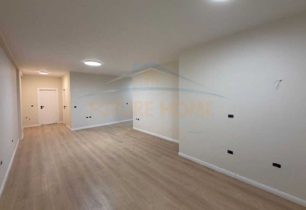 Shitet, Apartament 3+1, Kodra e Diellit,Tirana
