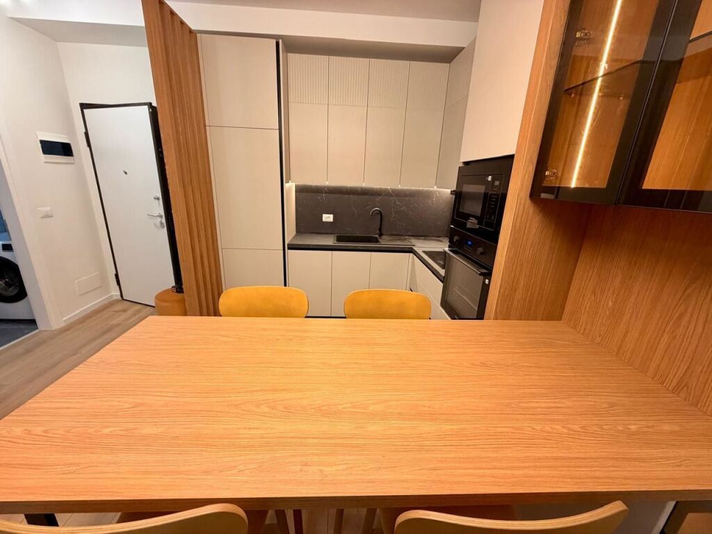 JEPET ME QIRA 1+1 KOMUNA E PARISIT 850 EURO