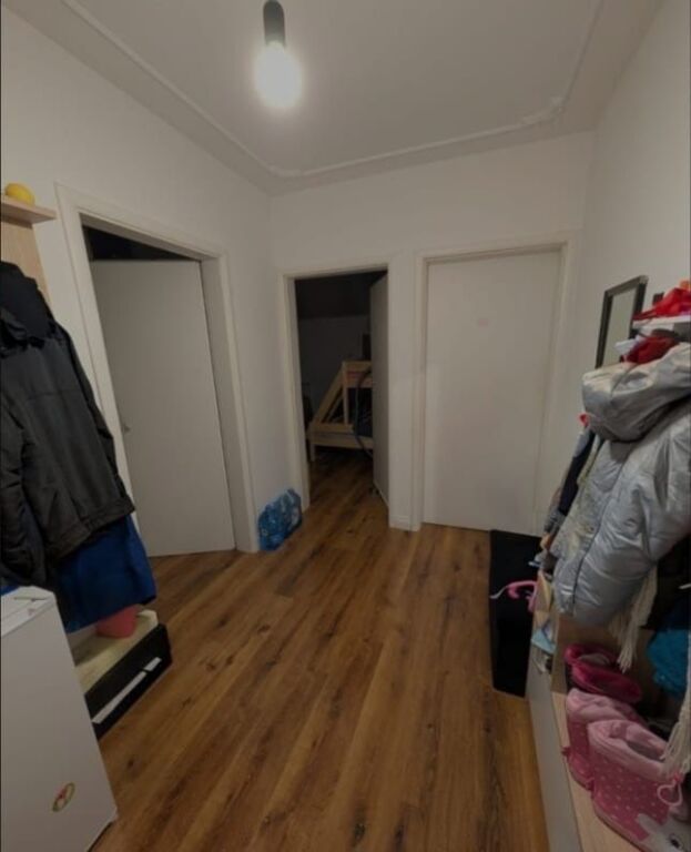 Apartament 2+1, Kongresi i Lushnjes!