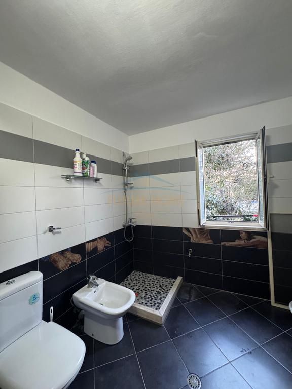 Qera , Apartament 2+1 , Rruga e Durresit , Tirane