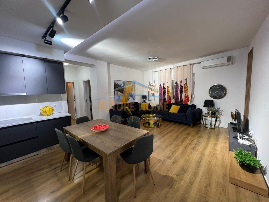 Shitje, Apartament 2+1+2, Komuna Parisit, Tiranë !!!