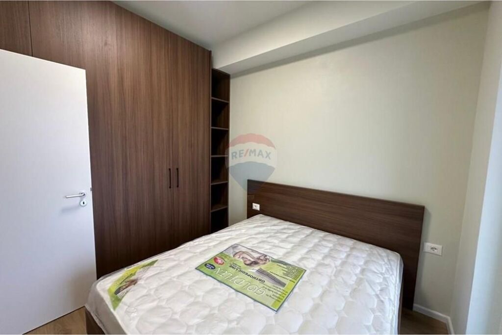 Jepet me qera apartament 1+1 te Ali Demi
