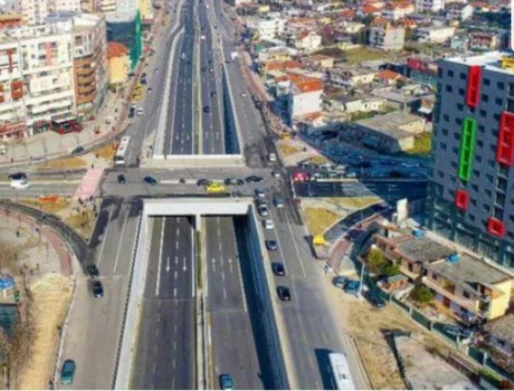 🏠 Jepet Hyrje 1+1 me Qira ne Astir (tek Fratari)