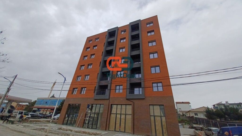 Tek Golden Hands Ne Paskuqan, Shitet Apartament 2+1, Me Orientim Perfekt!!!