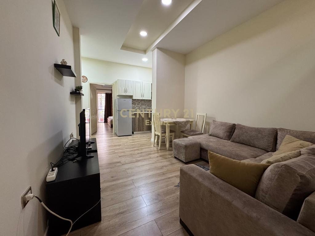 AFFITTASI APPARTAMENTO 2+1 IN VIA ISLAM ALLA! Tra Myslym Shyri e Via Kavaja