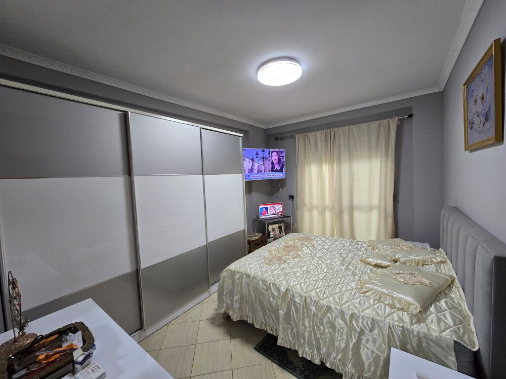 Shitet Apartament i kompletuar ne Vlorë